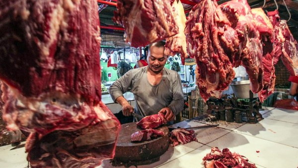 Harga Pangan Hari Ini Jumat 26 Juli 2024: Daging Sapi Hingga Telur Ayam Turun